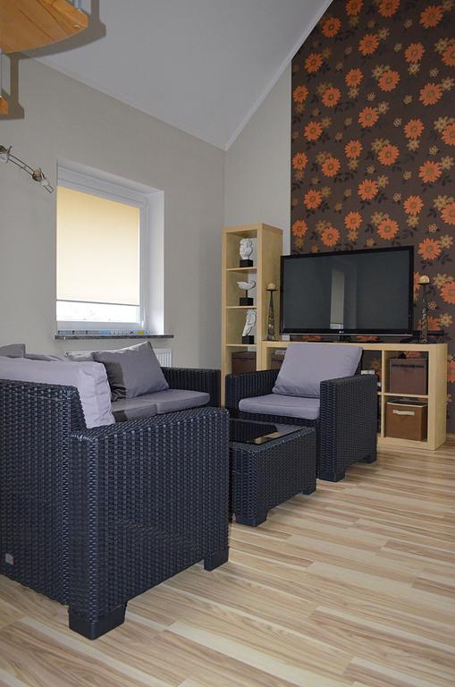 Apartament Dzierzoniow Διαμέρισμα Δωμάτιο φωτογραφία