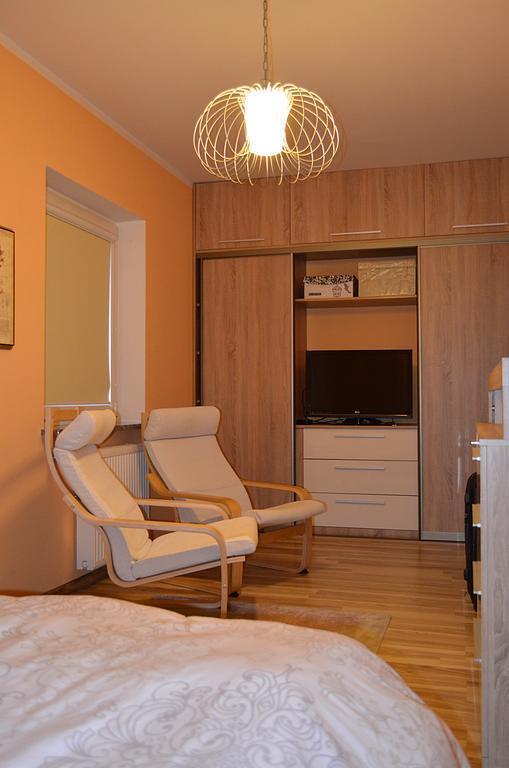 Apartament Dzierzoniow Διαμέρισμα Δωμάτιο φωτογραφία